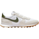 NIKE Internationalist W - White/Summit White/Gum Light Brown/Rough Green