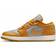 Nike Air Jordan 1 Low W - Cement Grey/Sail/Chutney