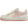 NIKE Air Force 1 Shadow W - Coconut Milk/Light Silver/Sail/Crimson Tint