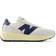 New Balance 370 - Navy/Sea Salt