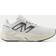 New Balance FuelCell Propel v5 - Blanc/Marron/Noir