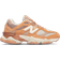 New Balance 9060 W - Orange/Yellow