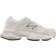 New Balance 9060 - Beige