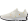 New Balance 327 W - Sea Salt/Sizzle/Parchment