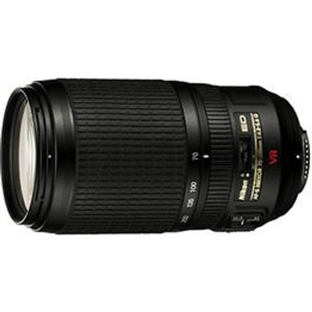 Nikon telephoto zoom lens AF-S VR Zoom Nikkor 70-300mm f/4.5-5.6G IF-ED Full size compatible