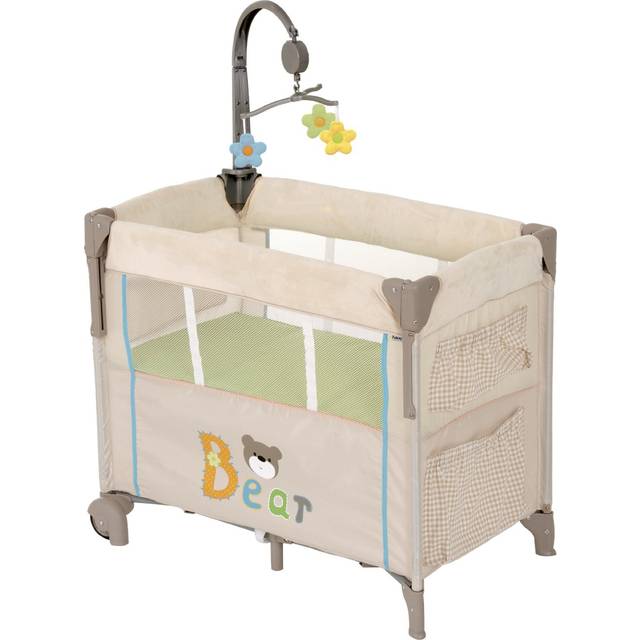 Hauck Dream N'Care Center Travel Cot - Butterfly