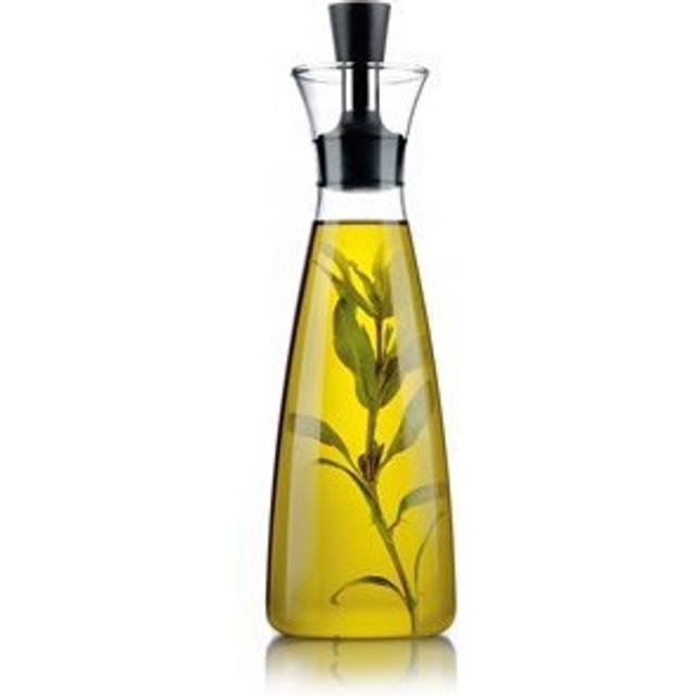 Oil and vinegar carafe