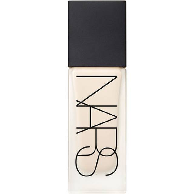NARS W-C-16667 1 oz Women All Day Luminous Weightless Foundation - No. 1 Siberia & Light