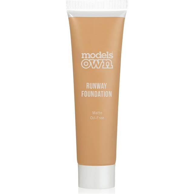 Models Own Runway Matte Foundation Honey Light