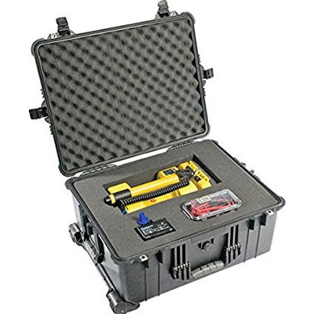 Peli™ 1610 Case with Foam Black