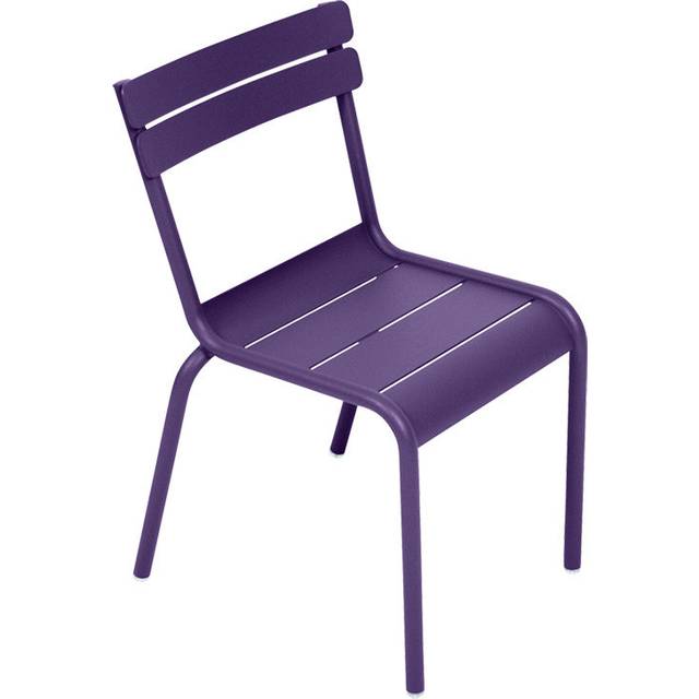 Fermob - Luxembourg Kid Children's Chair - chil/texturiert/BxHxT 33,5x55,5x36cm/UV-beständig/stapelbar - chili (55.5 x 33.5 x 36.0cm)