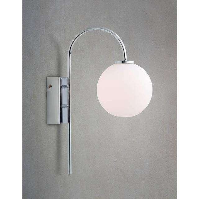 Herstal - Ballon Wall Lamp Brass