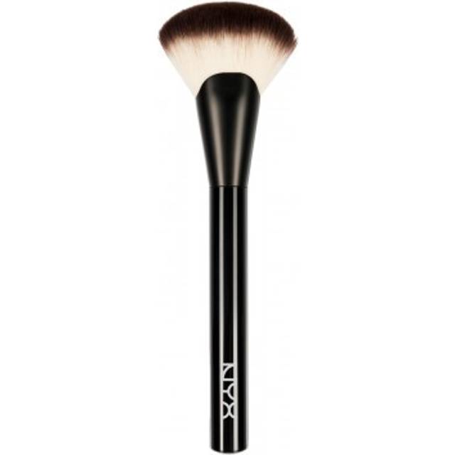 NYX Professional Makeup Pro Fan Brush