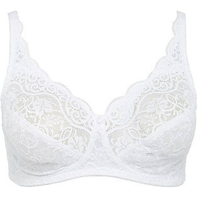 Triumph Amourette 300 Non-Wired Bra 34C-42C - 36C, WHITE