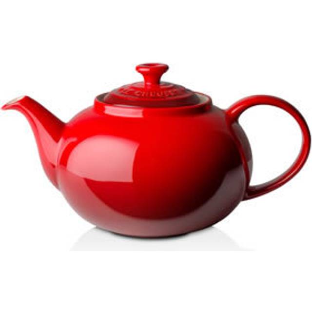 Le Creuset Classic Teapot, Bamboo