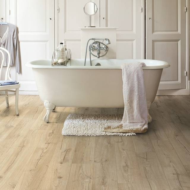 Quick-Step Impressive Classic Oak Beige Laminate Flooring 1380mm x 190mm x 8mm Pack Size 1.835m2