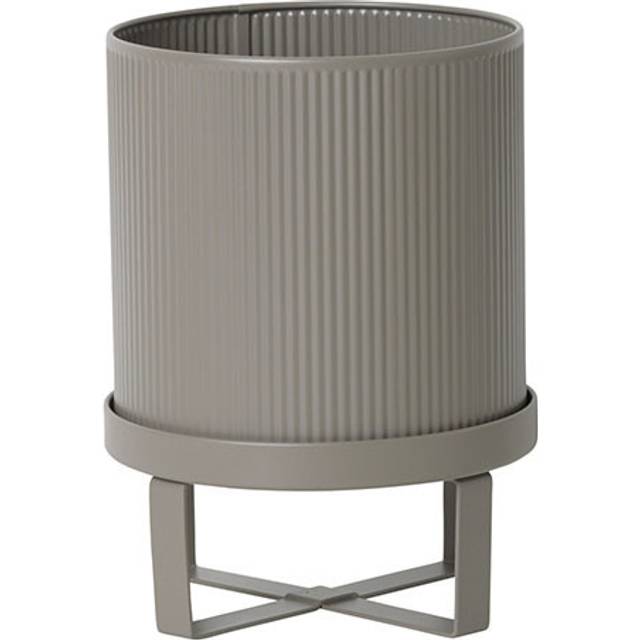 Ferm Living - Bau Outdoor Plant Pot S - schwarz/pulverbeschichtet, verzinkt/H x Ø 24x18cm - black (24.0 x &#8960;18.0cm)