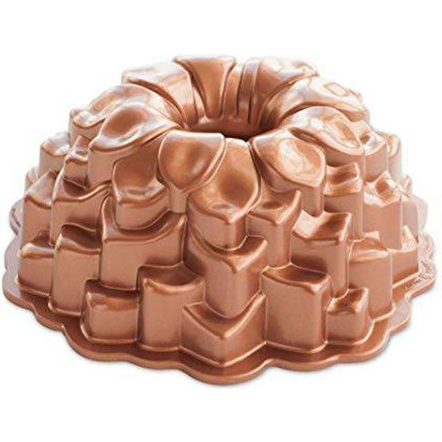 Nordic Ware Nordic Ware blossom bundt baking tin 2.4 L