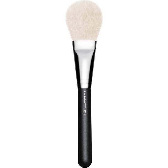 MAC 135S Large Flat Powder Brush