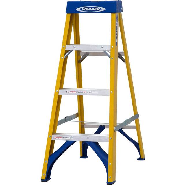 Werner - Fibreglass Stepladder 4 Tread