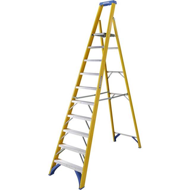 Werner 7171018 Fibreglass Platform Stepladder Trade 10 Tread