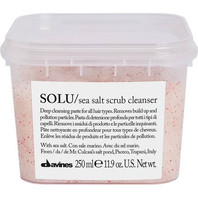 Sunscreen With a Mineral UV Filter