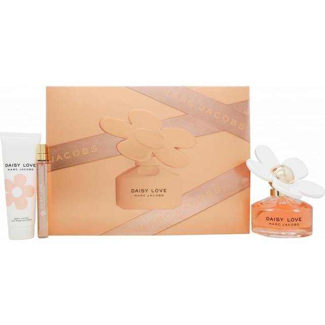 MARC JACOBS DAISY LOVE by Marc Jacobs EDT SPRAY 3.4 OZ & BODY LOTION 2