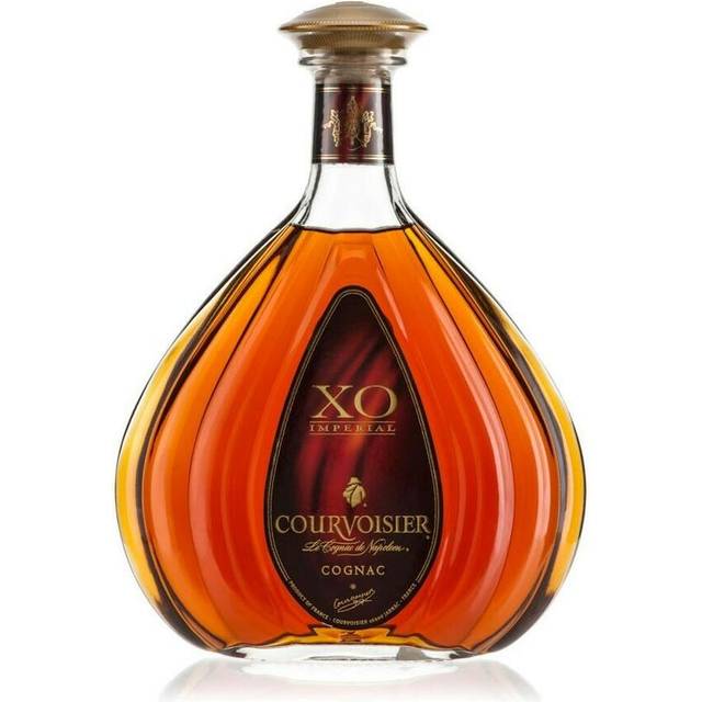 Courrèges Cognac X.O. 750ml 40% Courvoisier XO Cognac 40% 70cl • See best price »