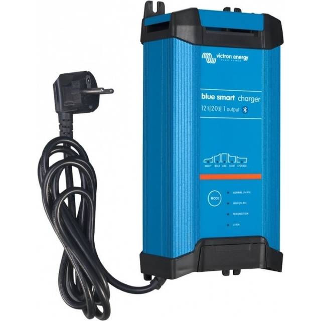 Victron Energy Blue Smart IP22 12-Volt 20 amp 230V, 3 Output Batteriladdare CEE 7/7, Bluetooth