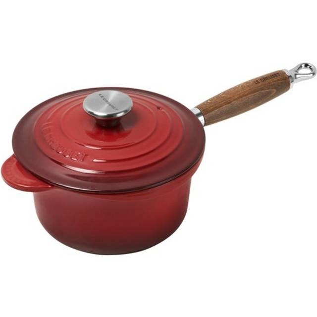 Le Creuset Le Creuset saucepan with wooden handle 1.8 l Cerise