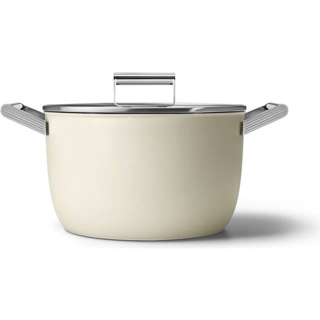 Smeg CKFC2611RDM 26cm Casserole with lid and 2 handles in Red