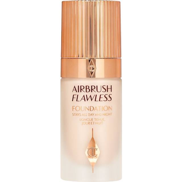 Charlotte Tilbury Airbrush Flawless Foundation #1 Cool - Setting spray test - Dinskønhed.dk