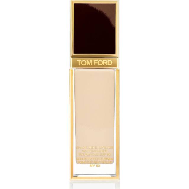 TOM FORD Shade & Illuminate Soft Radiance Foundation SPF 50