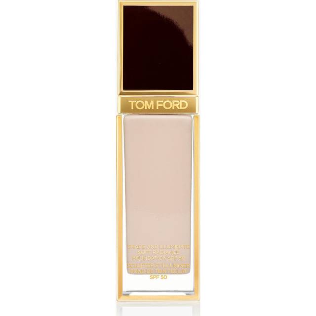 TOM FORD Shade & Illuminate Soft Radiance Foundation SPF 50