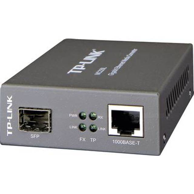 TP-Link MC220L 10/100/1000 Mbps RJ45 to 1000 Mbps SFP Slot Supporting MiniGBIC Modules