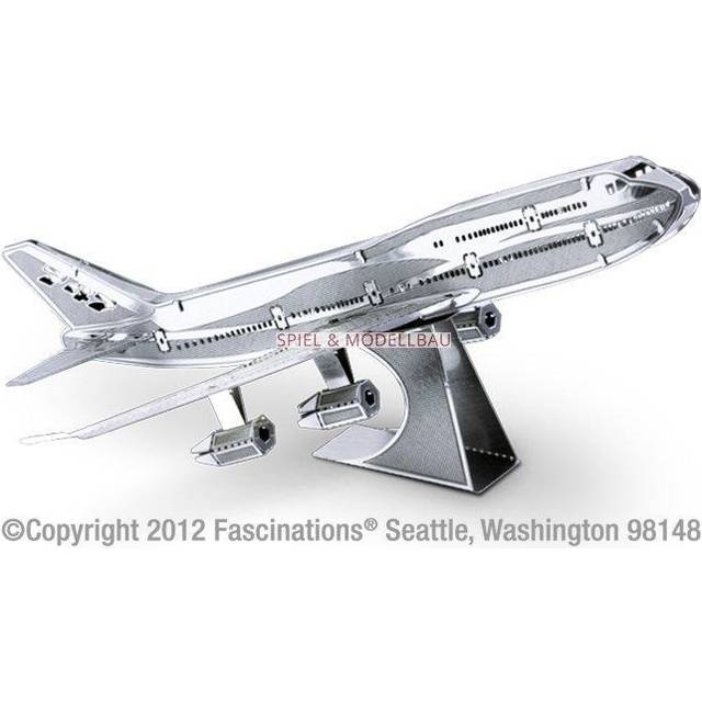 Model Kit Boeing 747 Commercial Aircraft (Easy Difficulty) Steel Model by Metal Earth