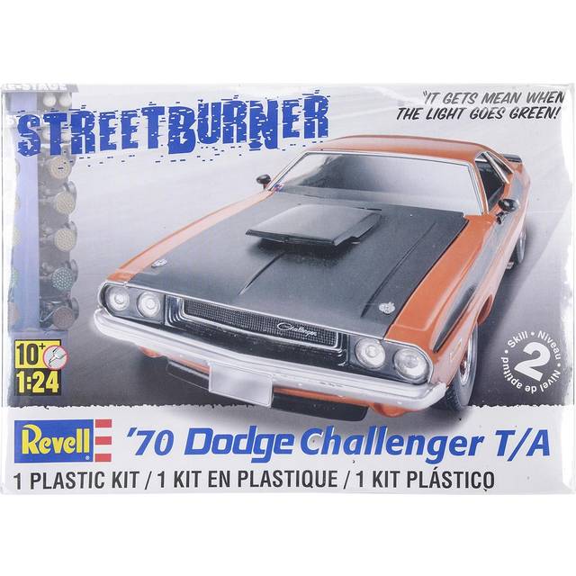 Level 4 Model Kit 1970 Dodge Challenger T/A "Streetburner" 2-in-1 Kit 1/24 Scale Model by Revell