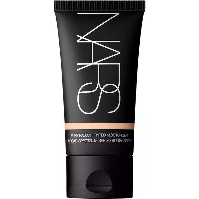 NARS Pure Radiant Tinted Moisturiser SPF30 L1.2 Gotland L1.2 Gotland