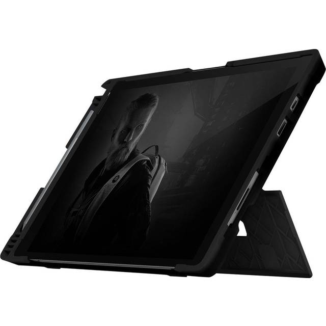 "STM Dux Shell 38.1 cm (15"") Cover Black"