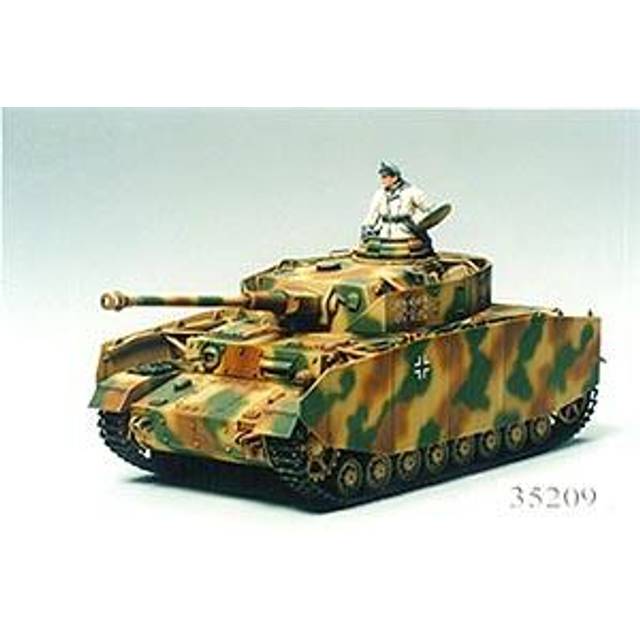 35209 German Panzer IV 1/35 Scale