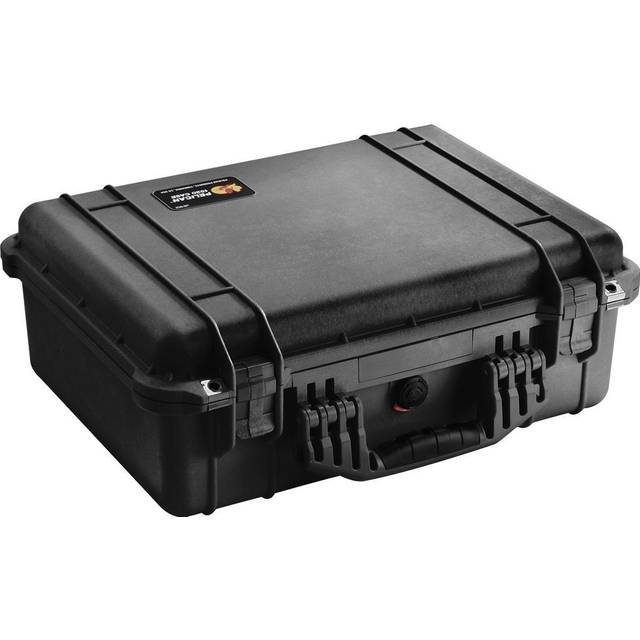 Peli™ 1520 case with foam - black - Black