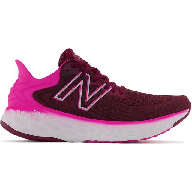 Balance fresh foam 1080v11 womens pink running shoes