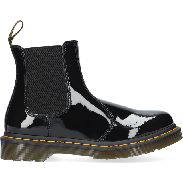Dr. Martens 2976 Chelsea Boots in Black