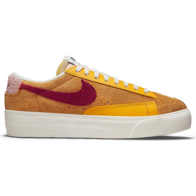 Nike Blazer Low Platform Womens Fashion Trainers in Sunset Maroon - Size 9 UK