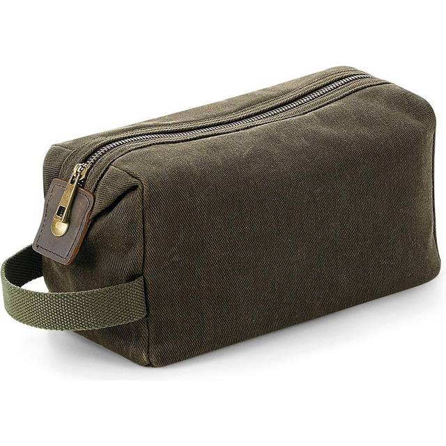 Quadra Heritage Leather Accented Waxed Canvas Wash Bag