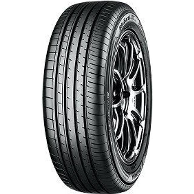 Yokohama BluEarth-XT AE61 215/55R18 99V