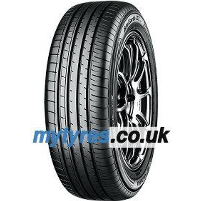 Yokohama BluEarth-XT AE61 215/60R16 95V