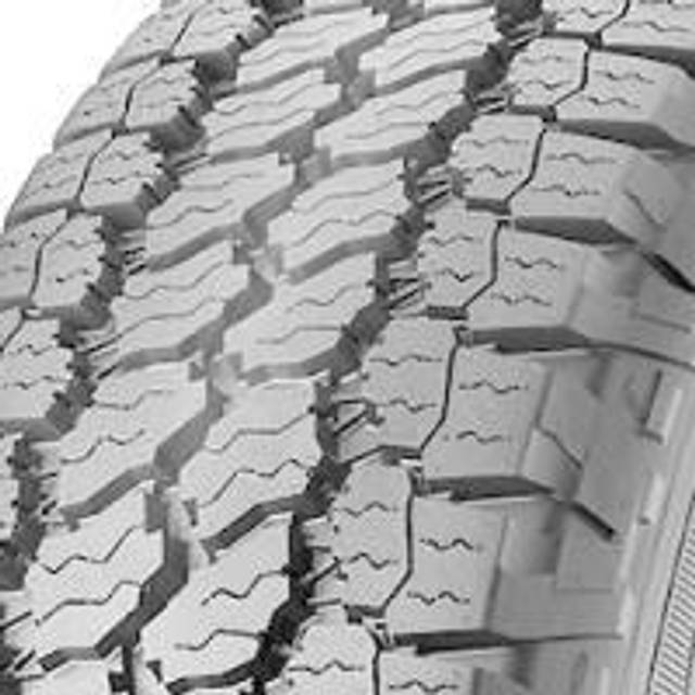 'Goodyear Wrangler All-Terrain Adventure ( 235/70 R16 109T XL )'