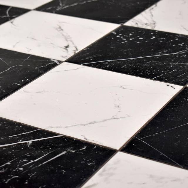 Marmor Klinker Calacata Svart 25x25 cm