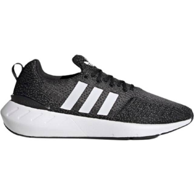 Låg sneaker 'Swift Run 22'